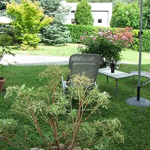 Monolocali In Casa Con Giardino Appartamento